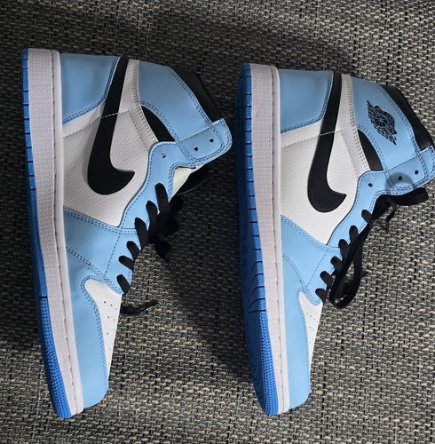 Jordan retro university blue - 1,