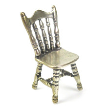 Süßer Miniatur Stuhl aus