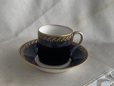 Schöne KPM Berlin Jugendstil Moccatasse mit viel Kobalt und Gold