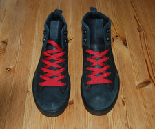 Ecco  schwarze Herren