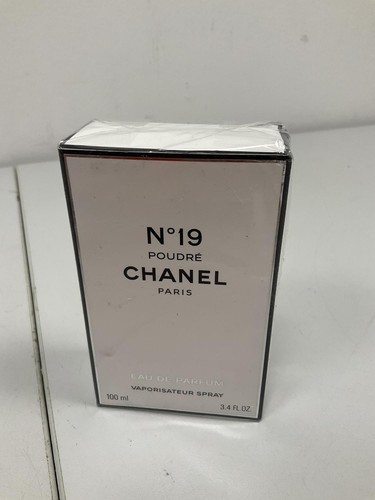 Chanel 19 poudré eau - eau, de