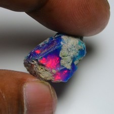 Sehr seltener Bi-Color Opal
