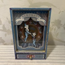Vintage Sankyo Shojo automatische Akrobaten Spieluhr - Clowns Zirkus funktioniert!