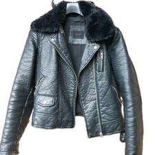 Zara Kunstlederjacke Bikerstyle Schwarz Mit Reißverschluß Kunstfellkragen Gr.L