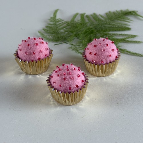 Pralinen erdbeeren aus filz - erdbeeren,