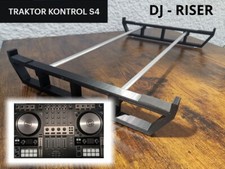 TRAKTOR KONTROL S4 MK3 – DJ