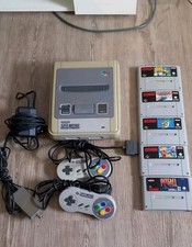 Super Nintendo / SNES Konsole