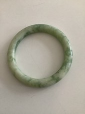 Armreif aus natürlichem