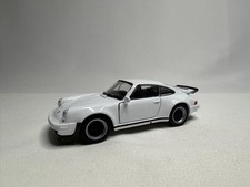 1:38 Porsche 911(930) Turbo