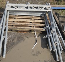 Layher Blitz Gerüst Durchgangsrahmen 1779.150  Tunnelrahmen Fußgängertunnel  #N6