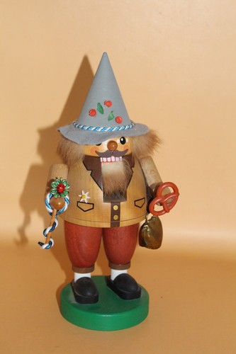 Bayer mit kuhglocke - bayer,