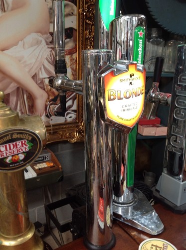 Smithwick blonde bar - smithwick's,