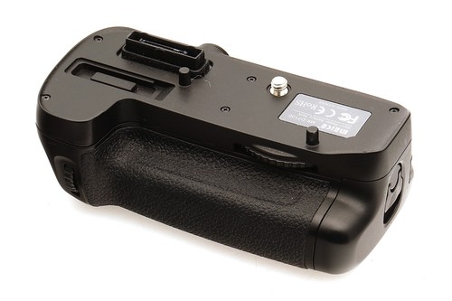 Meike multi power battery pack - meike,
