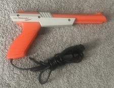 Nintendo Zapper Light Gun