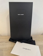 Yves Saunt Lauren Schuhkarton