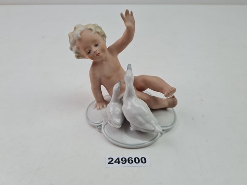 Porzellanfigur putte junge - putte,