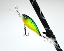 Wobbler 70mm 10g Deep Diver Twìtchbait Hardbait Kunstköder