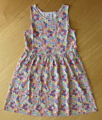 Kleid 134 140 - gr., blumen