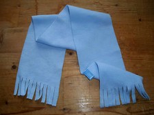 hellblauer Schal für Jungen mit Fransen Länge: 90 cm - nie getragen