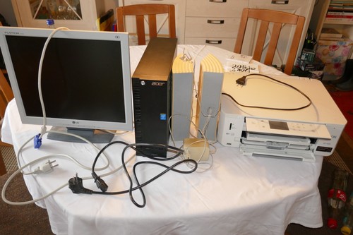 älterer rechner monitor - pc,