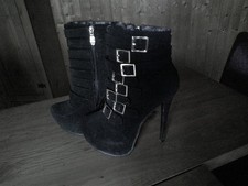 Damenschuhe High Heels Sergio Todzi Gr. 39 Gebraucht Schwarz Veloursoptik