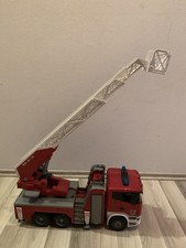 Bruder Feuerwehrauto mit Drehleiter LKW Spielzeug