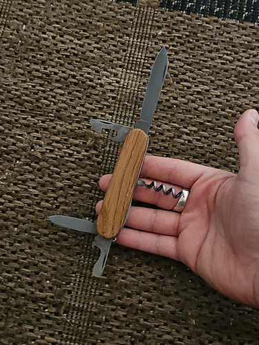 Victorinox made swiss - made,