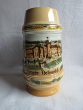 Dekorativer Reliefkrug -