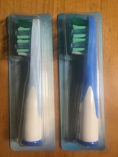 Zwei Original Oral B sonic