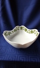 HUTSCHENREUTHER Maria Theresia "Weinlaub", kleine Schüssel, 2. Wahl