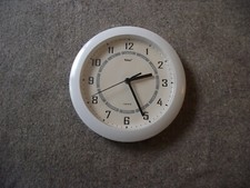 Mebus Wanduhr Küche Esszimmer Flur weiß Küchenuhr Kinderzimmer