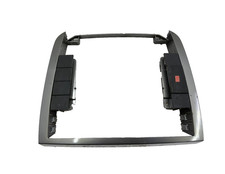 Opel Omega B  Mittelkonsole Radioschacht Blende 24413313