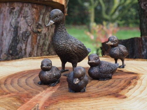 Bronzefigur entenfamilie 5er - bronzefigur,