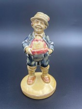 Katzhütte Porzellan  Figur