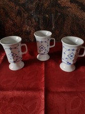 Kaffee/Kakaobecher mit Fuss 3 Stck. Winterling indisch blau