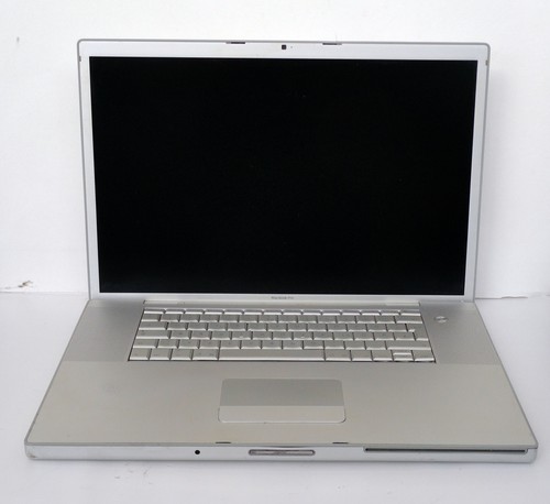Apple macbook pro model - 17", (