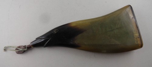 Alte pulverflasche aus horn - ,