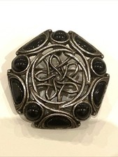 Vintage MIRACLE Brosche Anhänger Keltisches Knotenmuster Schwarz Steine