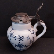 Kleiner alter Senftopf