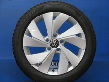 Original 17 Zoll VW Golf 8 Winterräder Pirelli Felgen Kompletträder