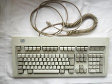 Tastatur IBM Modell M 1394542 PS2 QWERTZ circa 1993