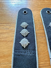 Gesellschaftsanzug Bundeswehr Schulterklappen, Hauptmann, Schwarz, Handgestickt