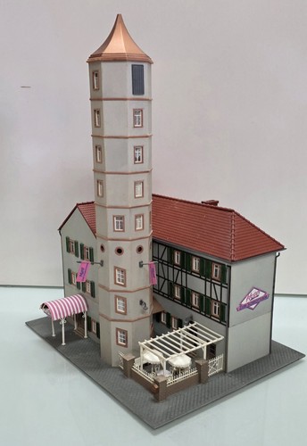Pola exklusiv modell 825 - modell, h0