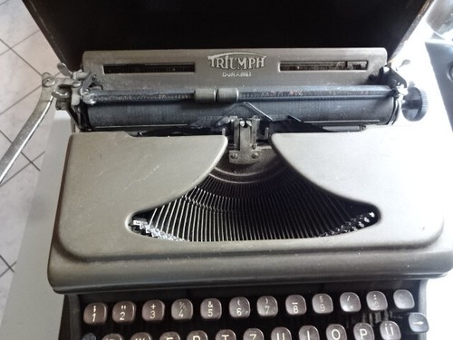 Schreibmaschine triumph - schreibmaschine,