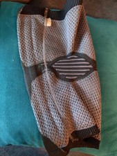 Kniebandage Tricodur GenuMotion Gr S In Grau Gebraucht