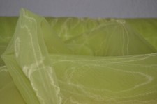 ORGANZA Hellgrün Kleidung
