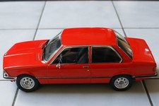 BMW 318i E21 Bj 1975 rot  1:18