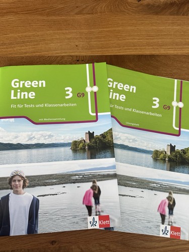 Green line - green,