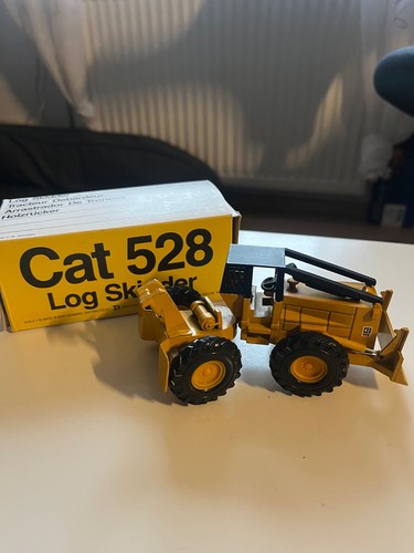 Cat modelle 528 - 1:50, orig