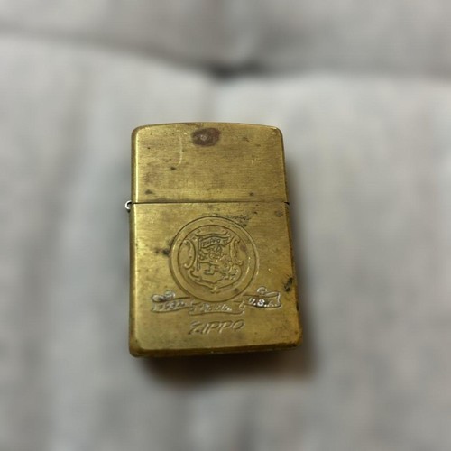 Zippo solid brass lion - solid,